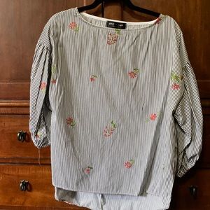 Love Kuza tunic-ish top.